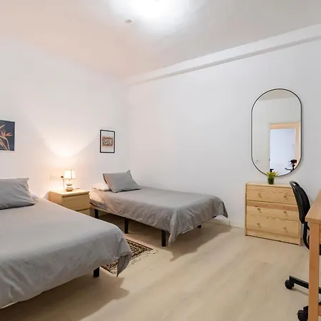 Luminous 2-bedroom In Calle Esquivel Puerto de la Cruz (Tenerife)